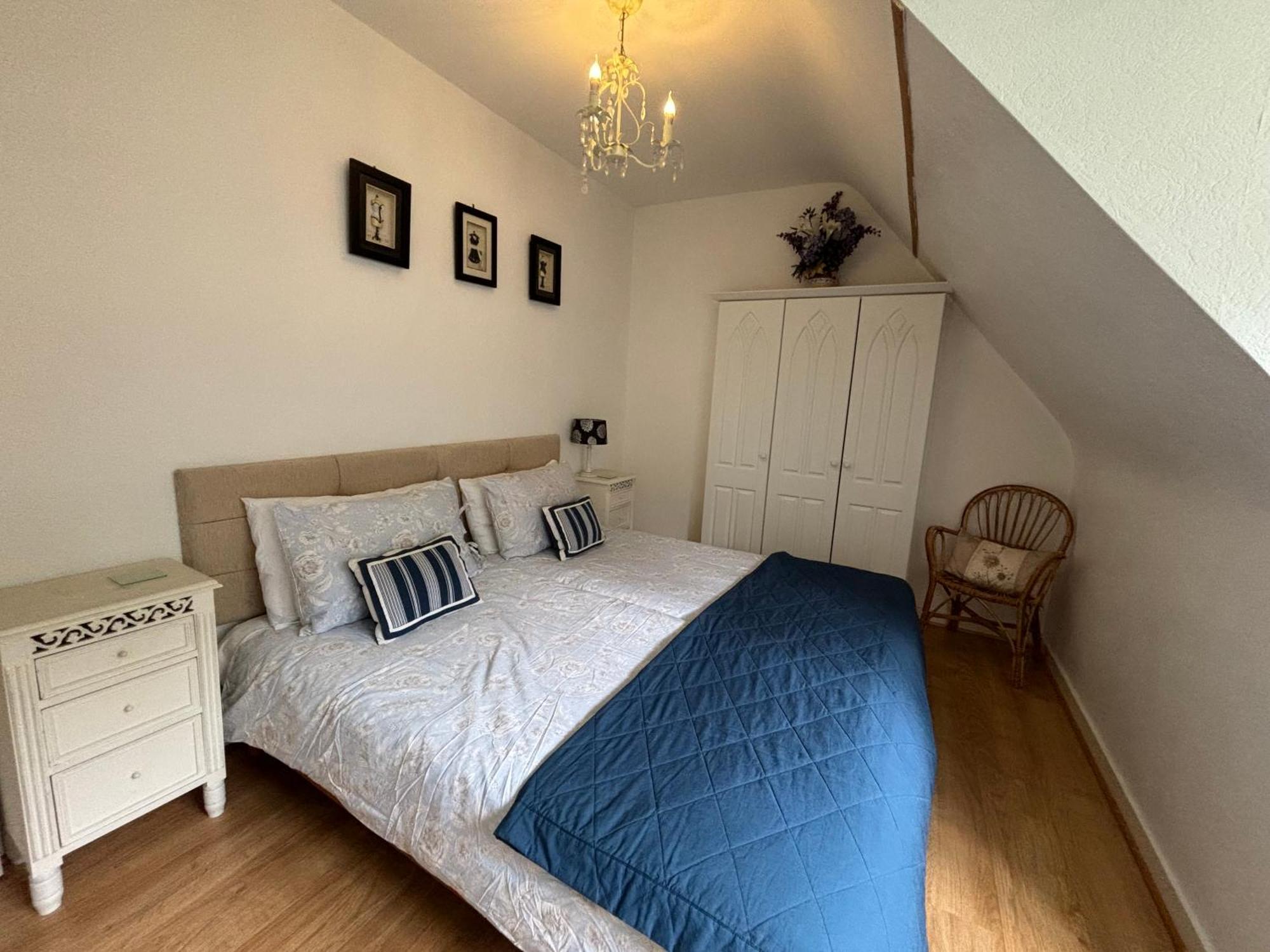 Fontaine Blanche River View, Large Patio & Garden In Central Brittany With Starlink Wifi Treffrin المظهر الخارجي الصورة