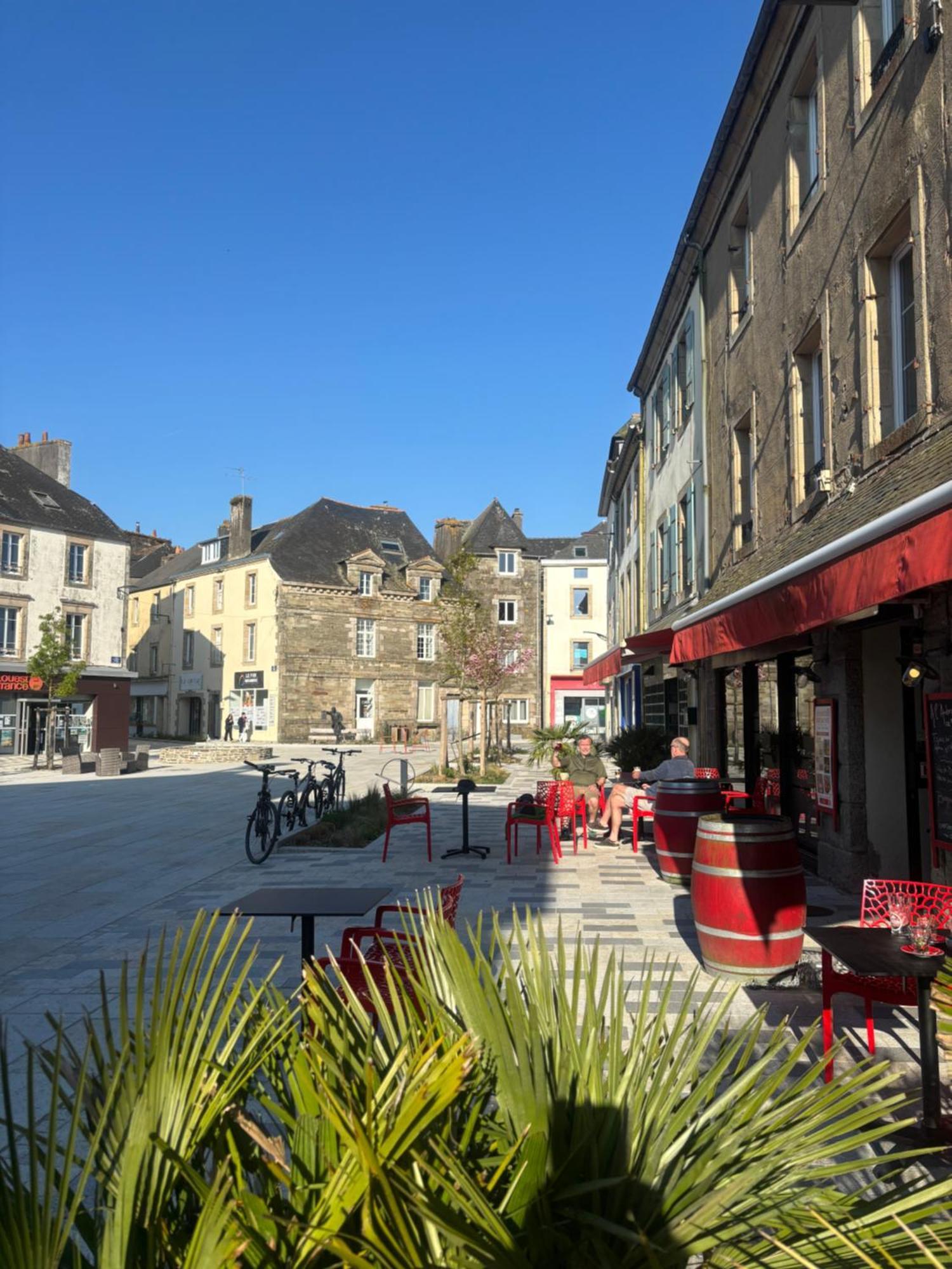 Fontaine Blanche River View, Large Patio & Garden In Central Brittany With Starlink Wifi Treffrin المظهر الخارجي الصورة